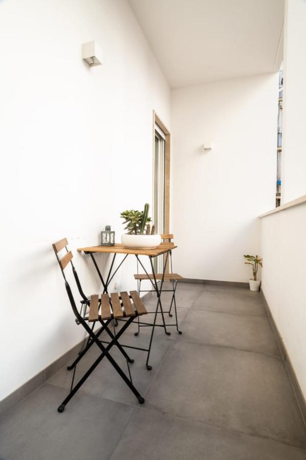 Apartamento Dimora San Ferdinando 2 Bari Exterior foto